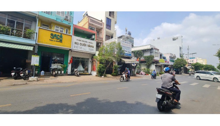 Cho thuê nhà Mặt Tiền Độc Lập 72m², 3Lầu - GẦN NGÃ TƯ - TRƯỜNG HỌC